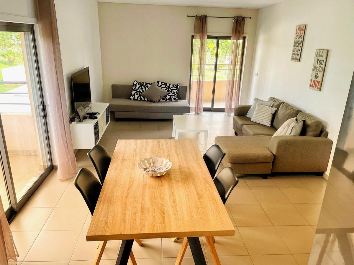 Awesome Apartment In Praia Da Rocha Portimao Exterior photo